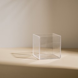 CUBO LISO EM ACRÍLICO