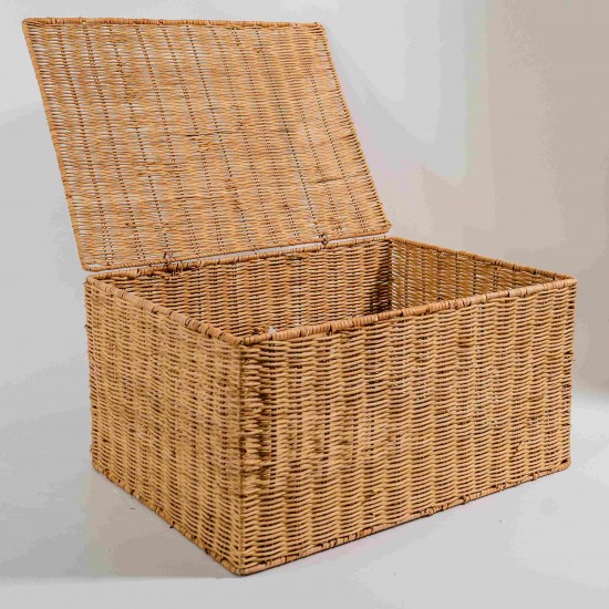 BAÚ EM RATTAN