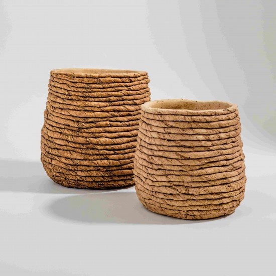 CACHEPOT COM TRAMA EM CIMENTO