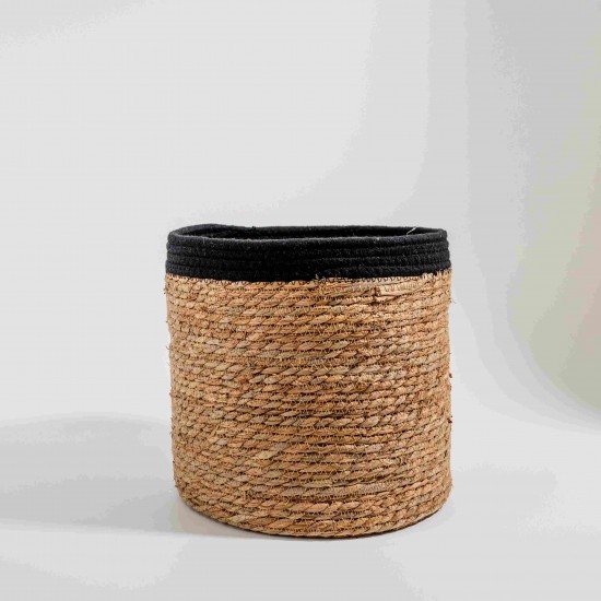 CESTO EM FIBRA NATURAL BORDA PRETA