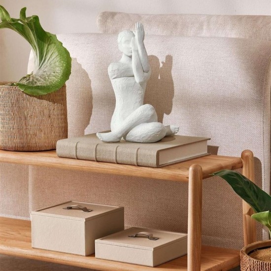 Escultura Yoga em Poliresina