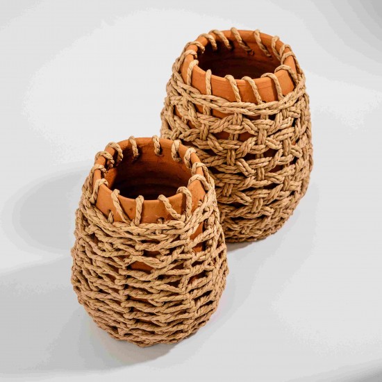 VASO EM CERAMICA COM TRAMA EM PAPEL