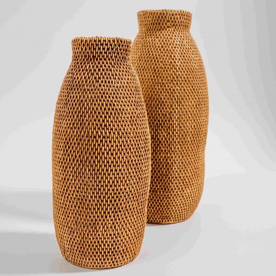 VASO EM POLIRESINA MARROM
