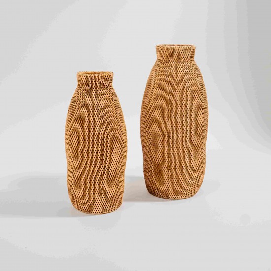 VASO EM POLIRESINA MARROM