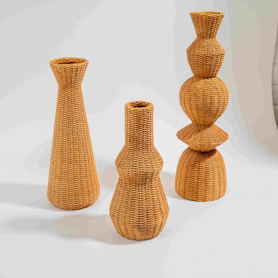 VASO EM POLIRESINA MARROM