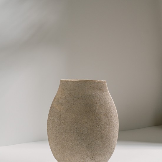 VASO EM POLIRESINA CINZA