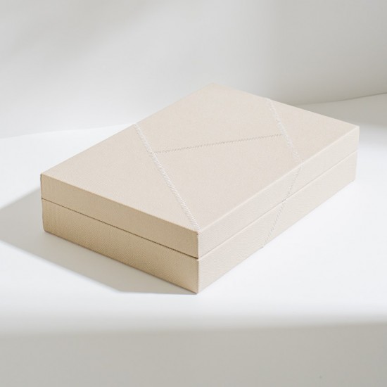 CAIXA EM MDF COM REVESTIMENTO EM PU