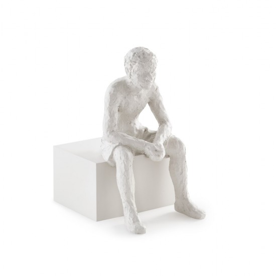 Escultura Pessoa em Poliresina