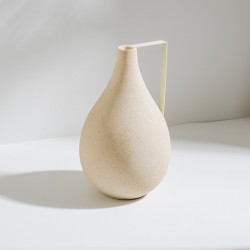 VASO EM POLIRESINA COM ALÇA