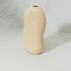 VASO EM CERÂMICA ORGÂNICO BEGE